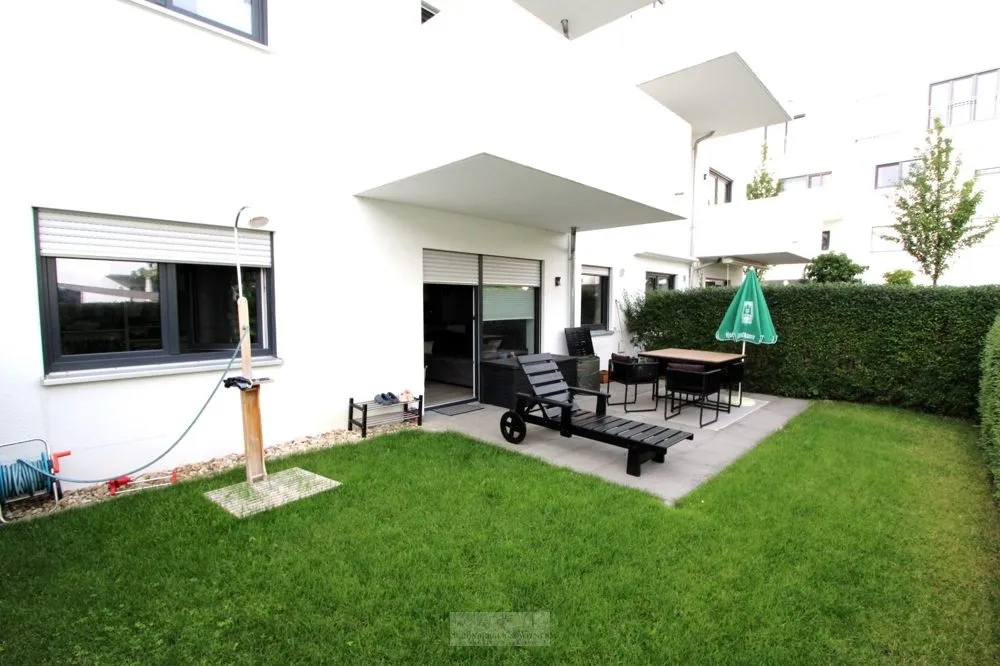 Immobilienangebot - Regensburg - Alle - Neuwertige 2-Zimmer-Wohnung mit sonniger Terrasse und Gartenanteil