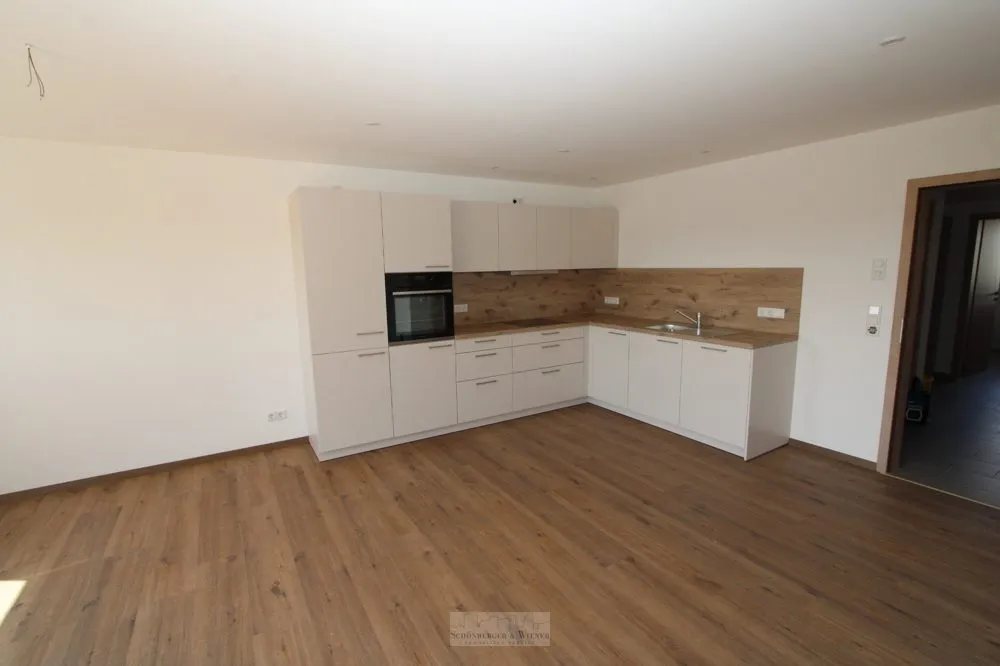 Immobilienangebot - Brunn - Alle - Exklusive 3 ZKB Wohnung mit Balkon in Frauenberg!