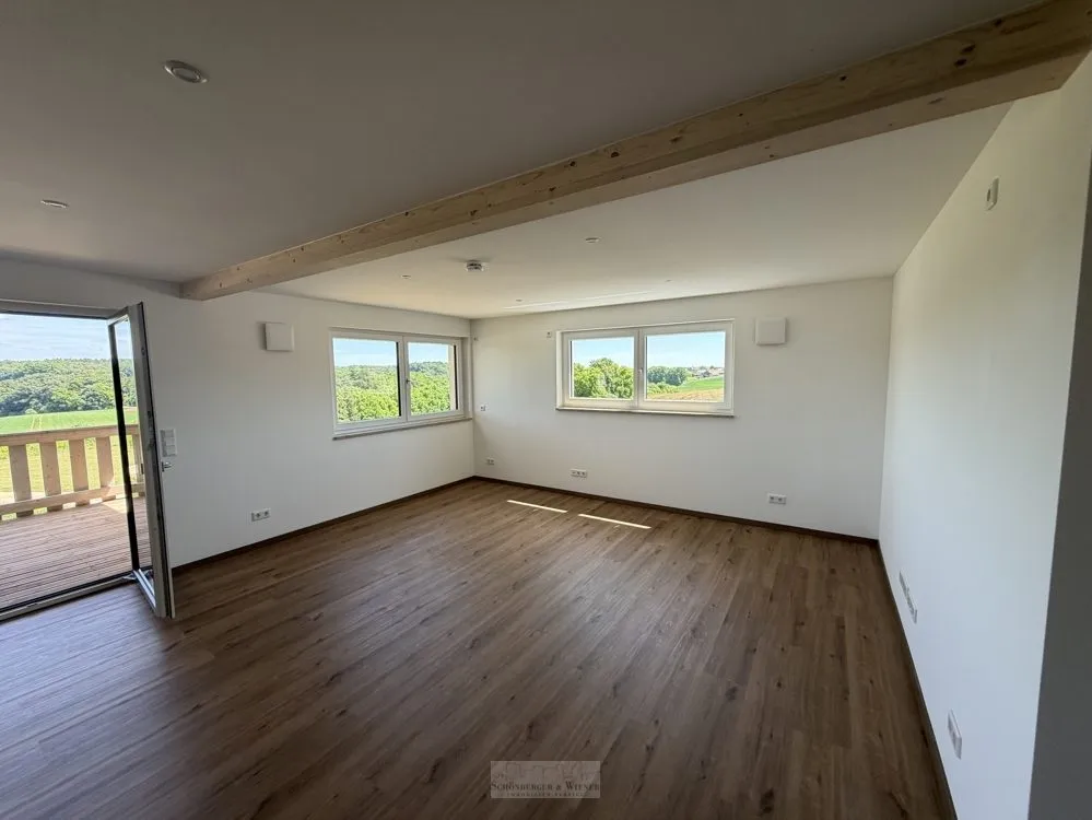 Immobilienangebot - Brunn - Alle - Exklusive 3 ZKB-Wohnung mit Balkon und herrlichem Ausblick in Frauenberg!