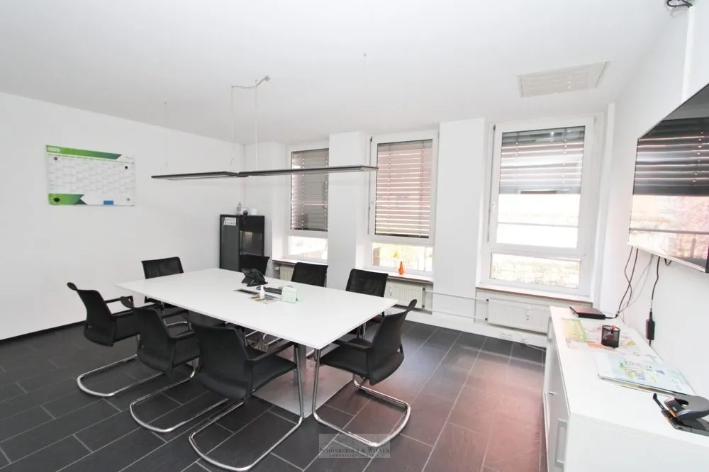 Immobilienangebot - Regensburg - Alle - Attraktive Bürofläche über 2 Etagen am östlichen Altstadtrand von Regensburg