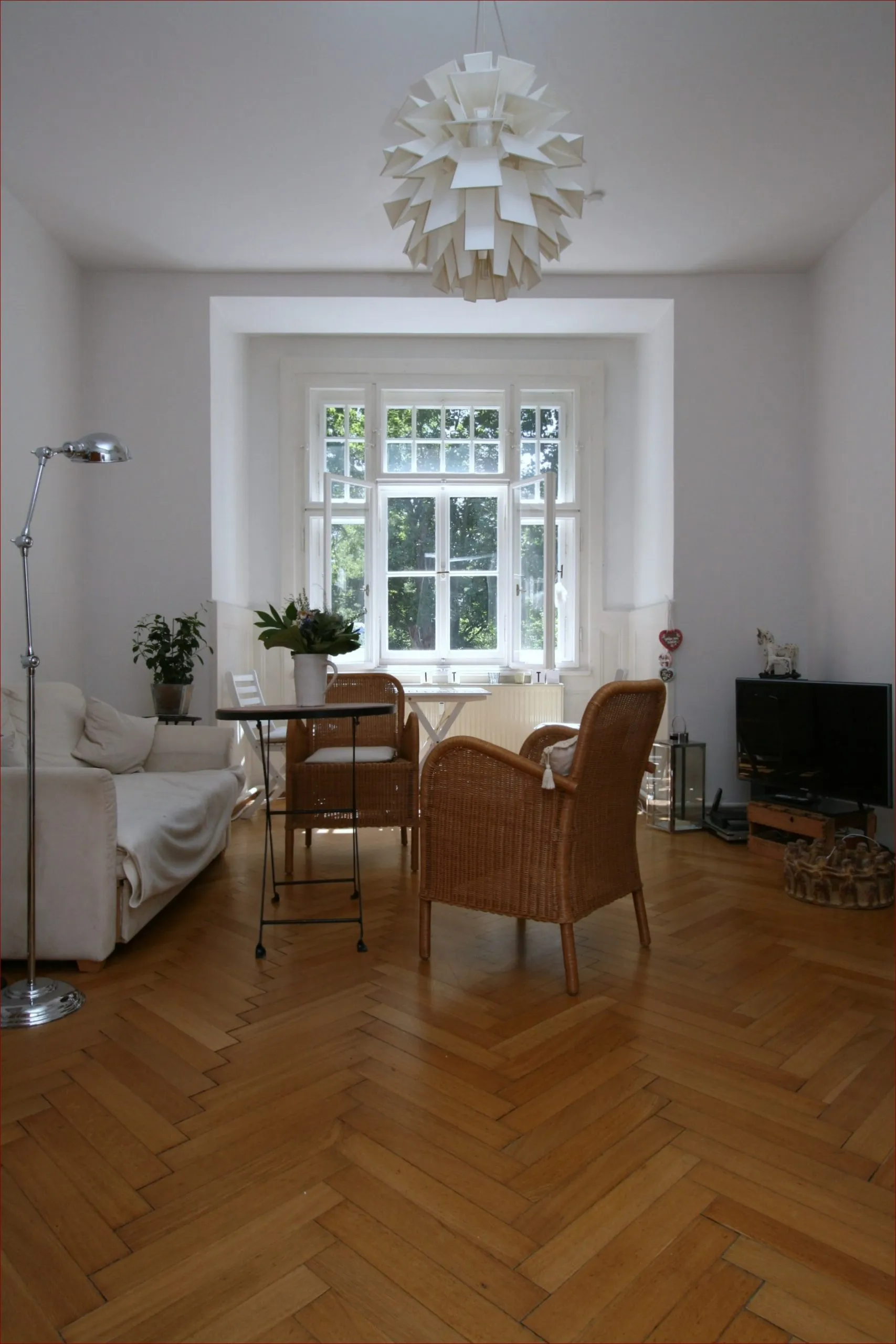 Immobilienangebot - Regensburg - Alle - Wunderschöne Wohnung in historischem Altbau mit Blick in den Park