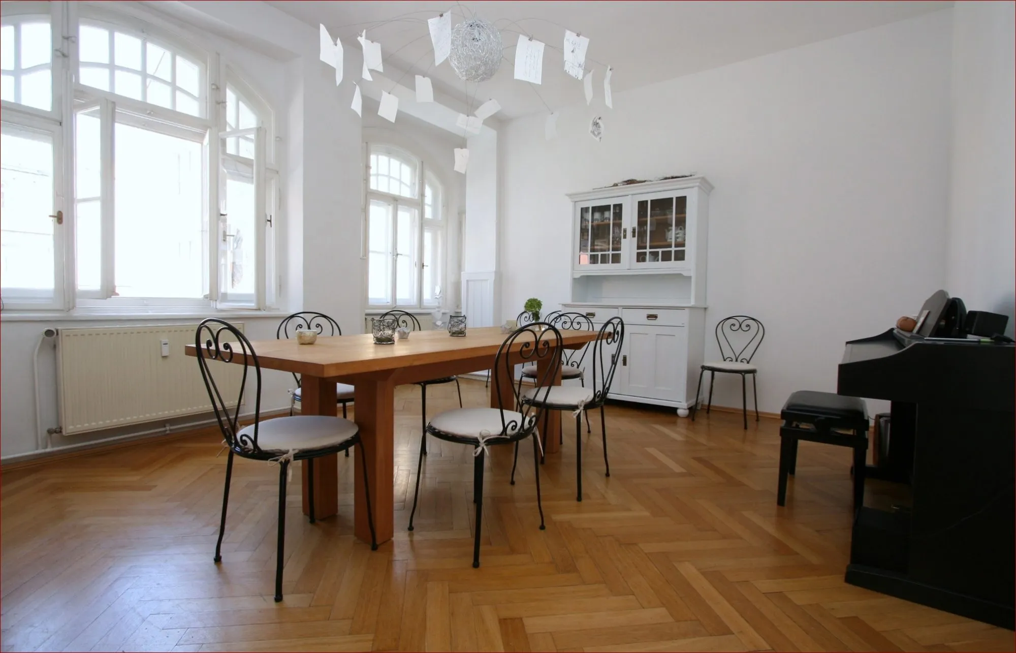 Immobilienangebot - Regensburg - Alle - Wunderschöne Wohnung in historischem Altbau mit Blick in den Park