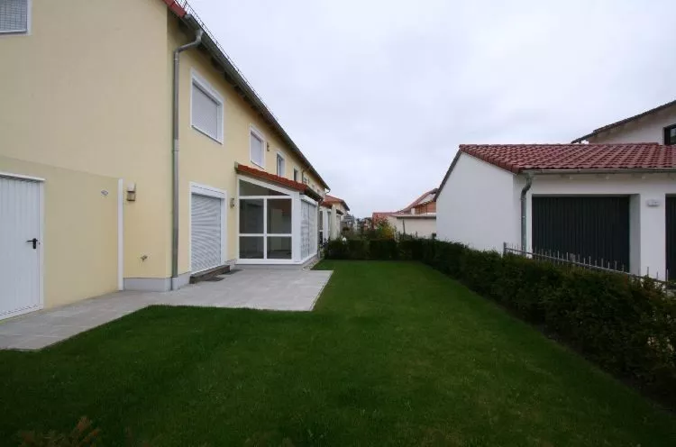 Immobilienangebot - Tegernheim - Alle - Exklusive Doppelhaushälfte mit sonniger Südwestterrasse & Doppelgarage