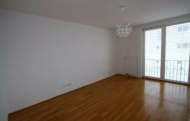Immobilienangebot - Regensburg - Alle - Hochwertige 3,5 ZKB-Wohnung mit großem Balkon am "Unteren Wöhrd"