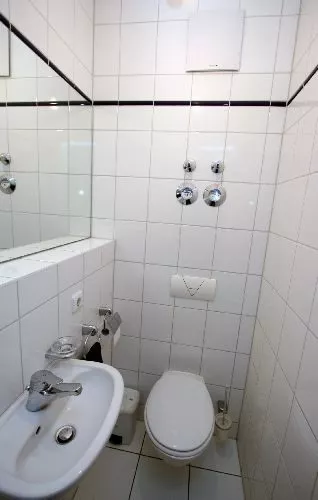 Immobilienangebot - Regensburg - Alle - Hochwertige 3,5 ZKB-Wohnung mit großem Balkon am "Unteren Wöhrd"