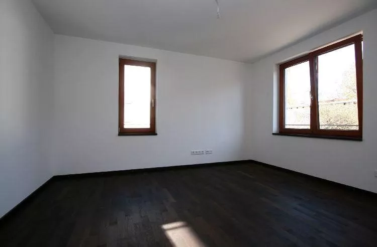 Immobilienangebot - Regensburg - Alle - Traumhaus in traumhafter Lage!!