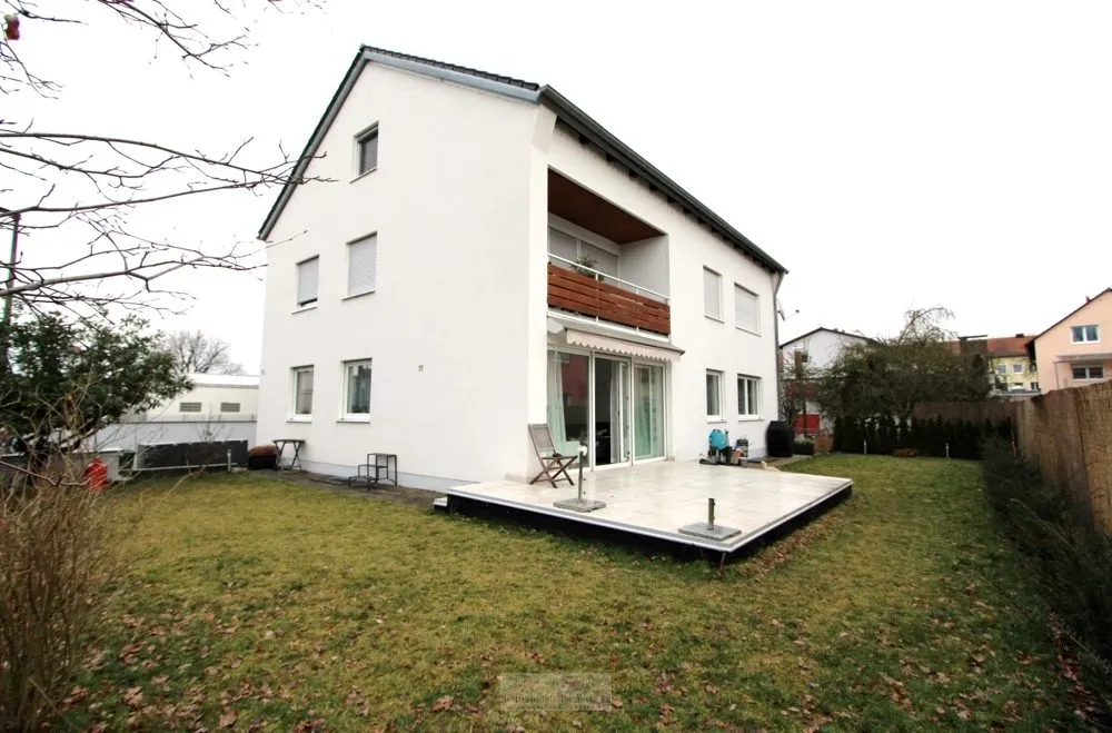 Immobilienangebot - Regensburg / Kreuzhof - Alle - Geräumige, gut aufgeteilte 3 ZKB-Wohnung
