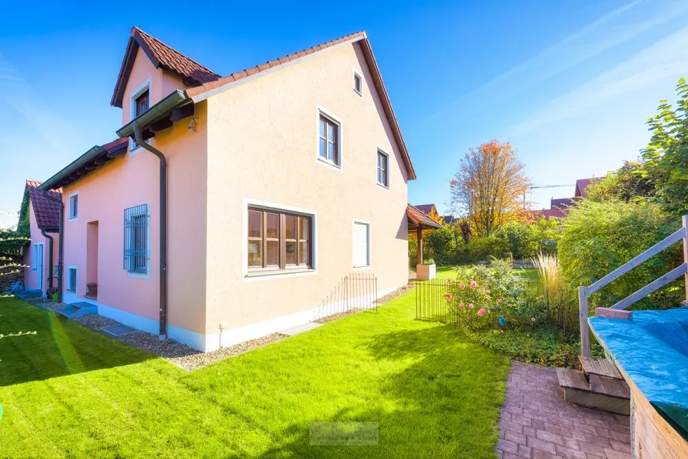 Immobilienangebot - Wenzenbach / Grünthal - Alle - Familienidylle im Grünen – Gepflegtes Einfamilienhaus mit großem Grundstück in ruhiger Lage