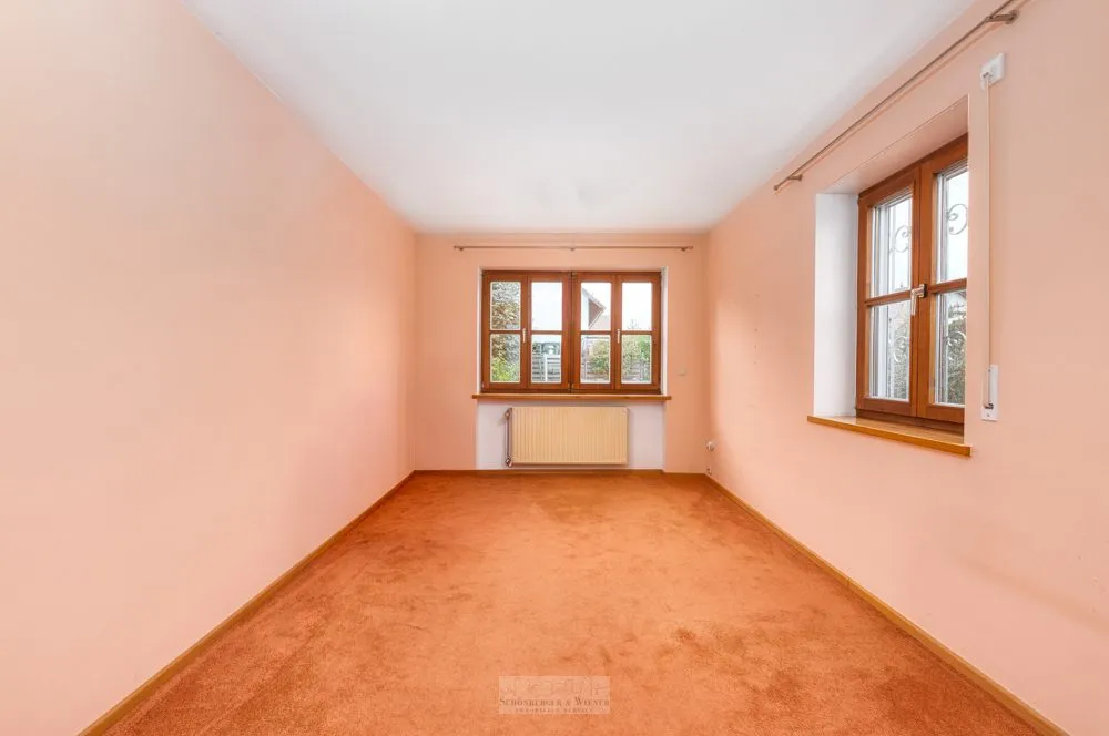 Immobilienangebot - Wenzenbach / Grünthal - Alle - Familienidylle im Grünen – Gepflegtes Einfamilienhaus mit großem Grundstück in ruhiger Lage