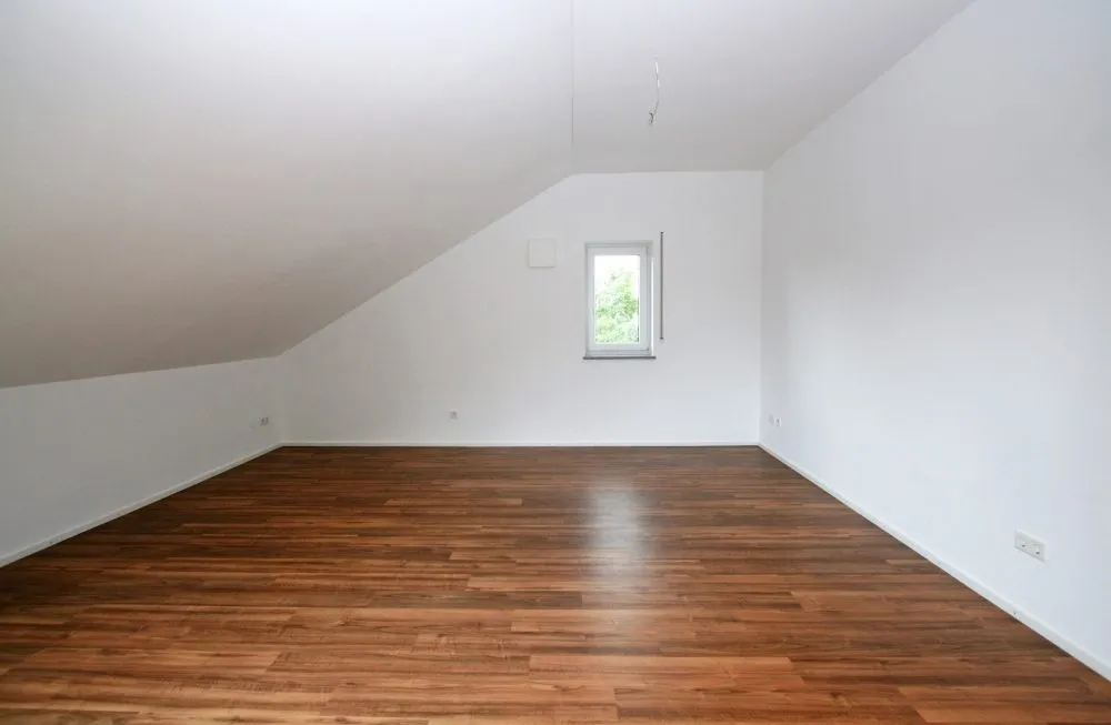 Immobilienangebot - Regensburg - Alle - Wohnen am Regenufer!! Neuwertige 3,5 ZKB-Wohnung mit Dachterrasse