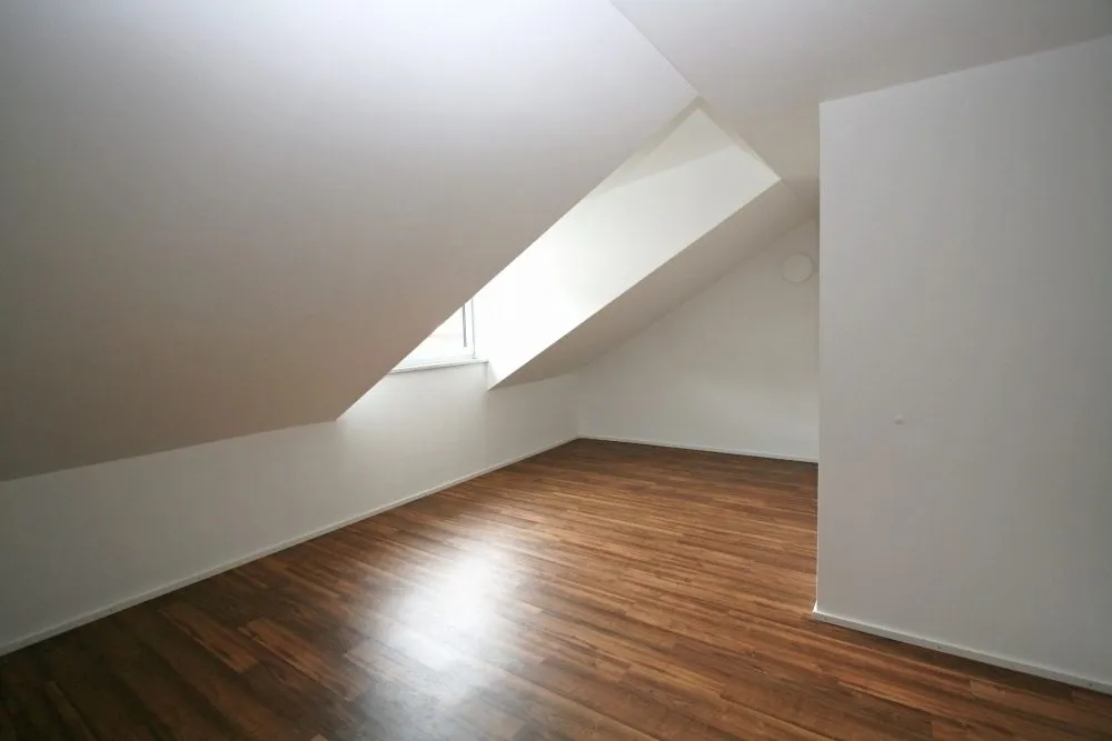 Immobilienangebot - Regensburg - Alle - Wohnen am Regenufer!! Neuwertige 3,5 ZKB-Wohnung mit Dachterrasse