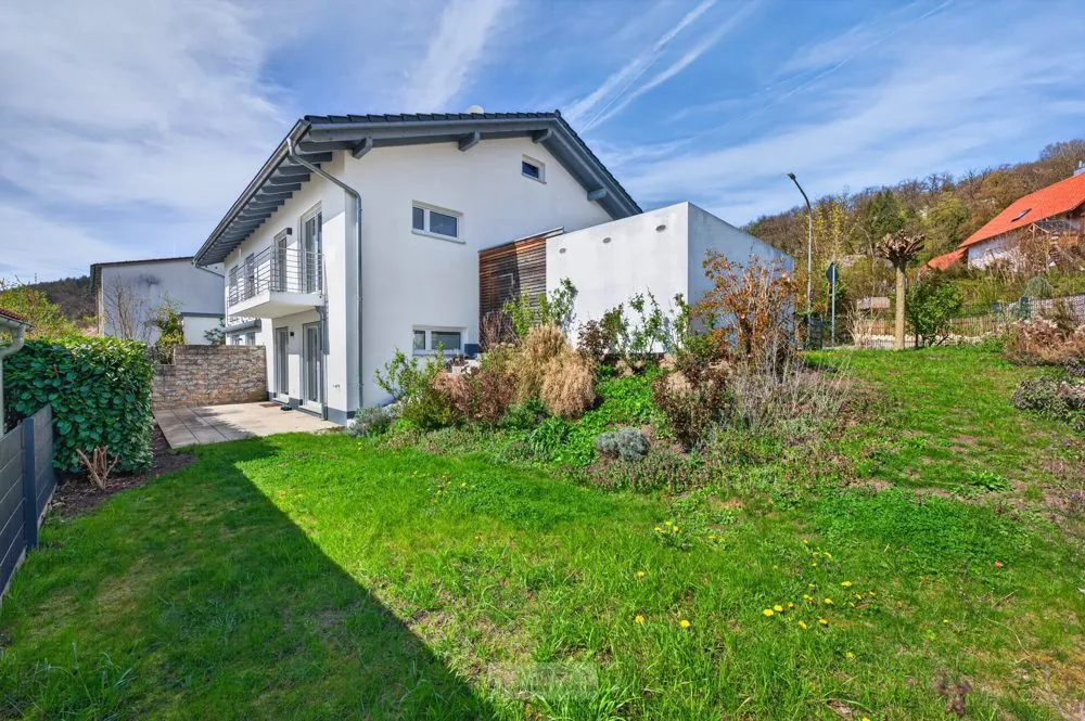 Immobilienangebot - Donaustauf - Alle - Moderne Doppelhaushälfte in Donaustauf – hochwertig ausgestattet & sofort verfügbar!