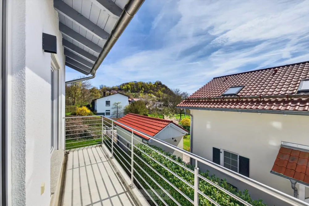 Immobilienangebot - Donaustauf - Alle - Moderne Doppelhaushälfte in Donaustauf – hochwertig ausgestattet & sofort verfügbar!