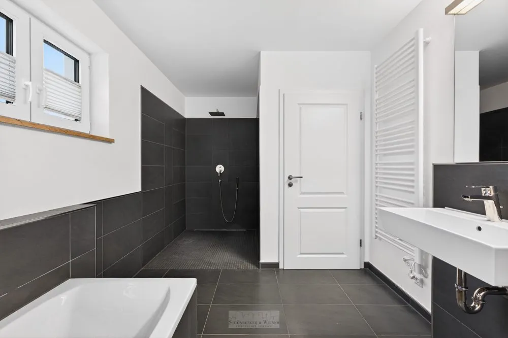 Immobilienangebot - Donaustauf - Alle - Moderne Doppelhaushälfte in Donaustauf – hochwertig ausgestattet & sofort verfügbar!