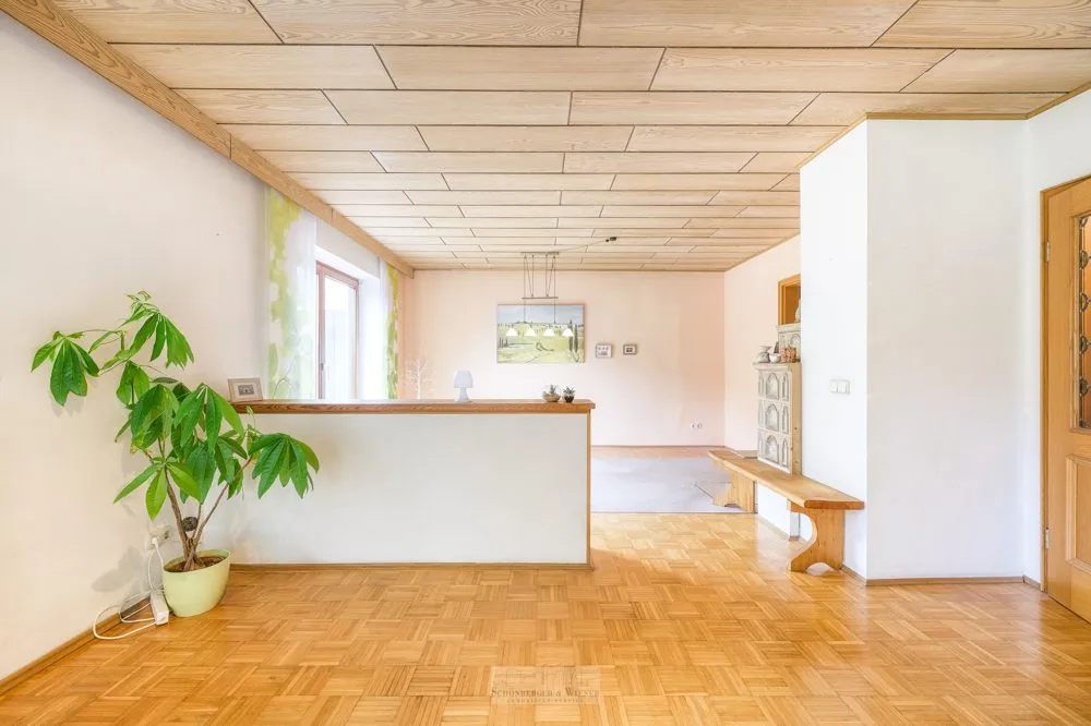 Immobilienangebot - Zeitlarn / Laub - Alle - Gepflegtes Einfamilienhaus mit gepflegter Ausstattung in ruhiger Lage in Laub