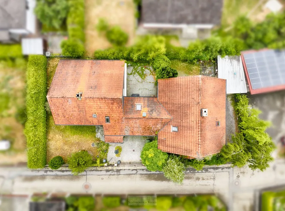 Immobilienangebot - Zeitlarn / Laub - Alle - Gepflegtes Einfamilienhaus mit gepflegter Ausstattung in ruhiger Lage in Laub