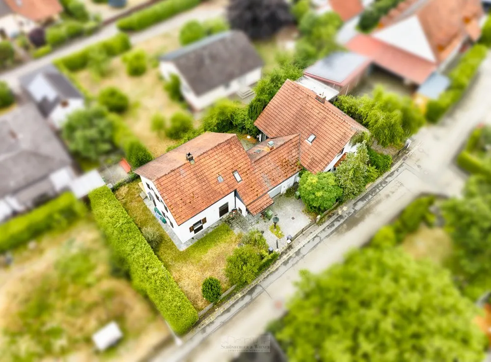 Immobilienangebot - Zeitlarn / Laub - Alle - Gepflegtes Einfamilienhaus mit gepflegter Ausstattung in ruhiger Lage in Laub