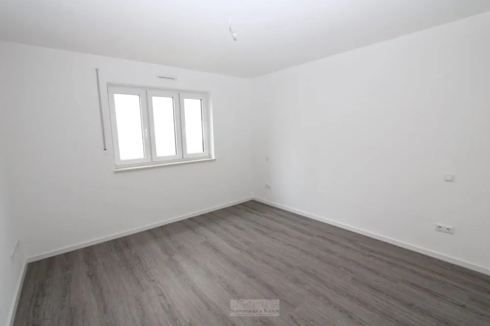 Immobilienangebot - Regensburg - Alle - Hochwertige 2 ZKB-Wohnung mit zwei Terrassen und Stellplatz (Whg.2)