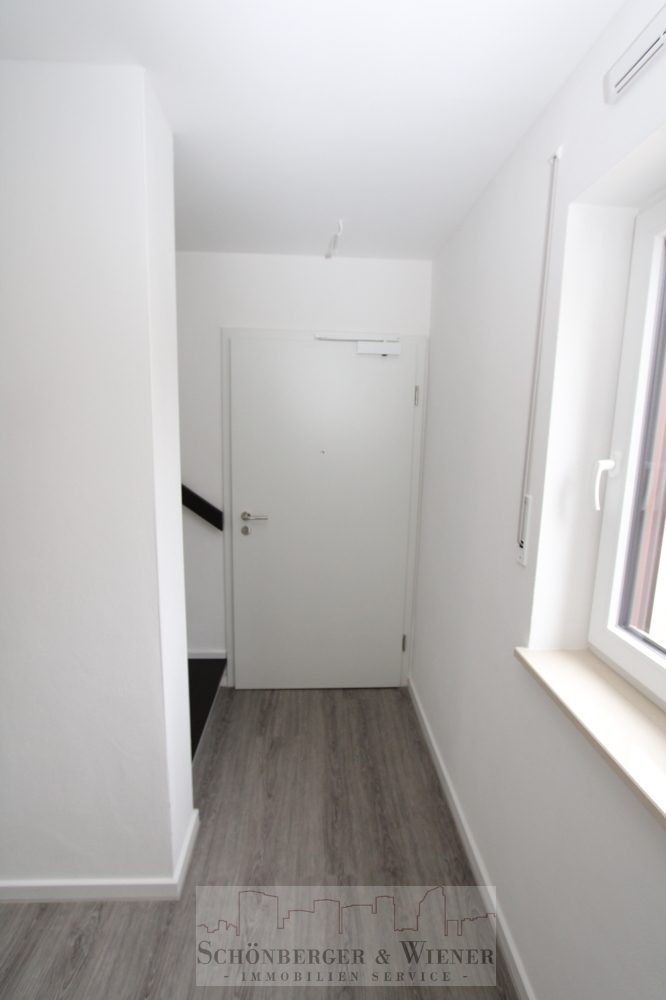 Immobilienangebot - Regensburg - Alle - Wohnen auf zwei Ebenen – stilvolle Maisonettewohnung in attraktiver Lage mit Westbalkon & Stellplatz
