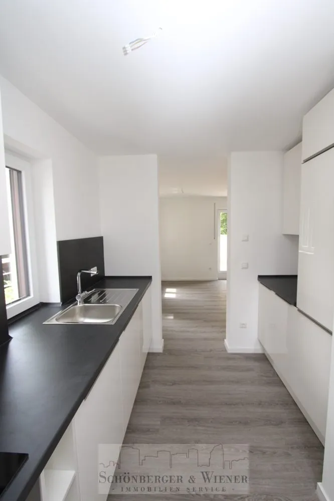 Immobilienangebot - Regensburg - Alle - Wohnen auf zwei Ebenen – stilvolle Maisonettewohnung in attraktiver Lage mit Westbalkon & Stellplatz