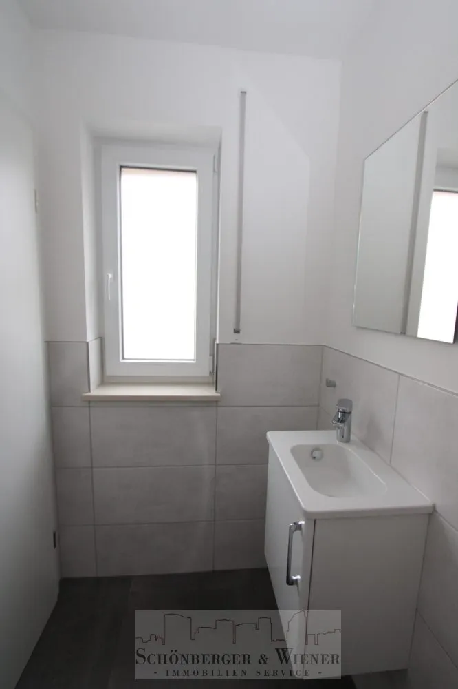 Immobilienangebot - Regensburg - Alle - Wohnen auf zwei Ebenen – stilvolle Maisonettewohnung in attraktiver Lage mit Westbalkon & Stellplatz