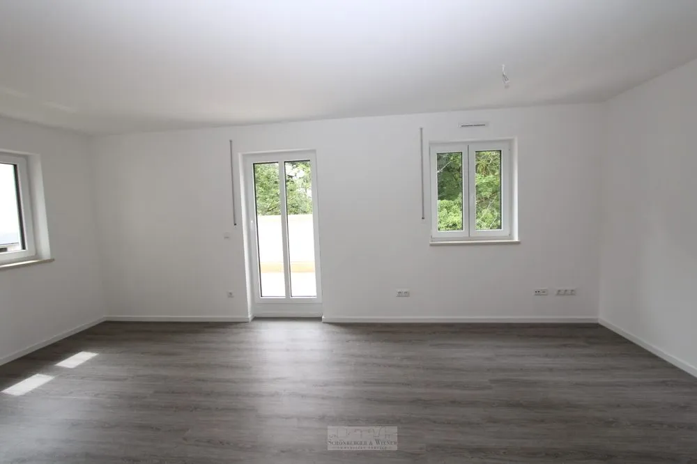 Immobilienangebot - Regensburg - Alle - Wohnen auf zwei Ebenen – stilvolle Maisonettewohnung in attraktiver Lage mit Westbalkon & Stellplatz