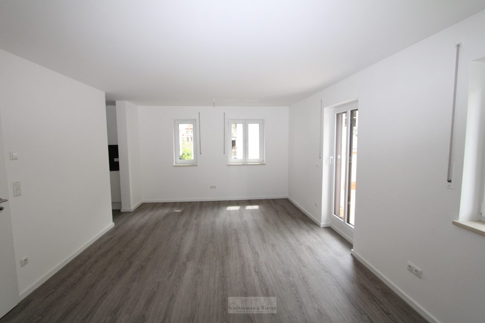 Immobilienangebot - Regensburg - Alle - Wohnen auf zwei Ebenen – stilvolle Maisonettewohnung in attraktiver Lage mit Westbalkon & Stellplatz