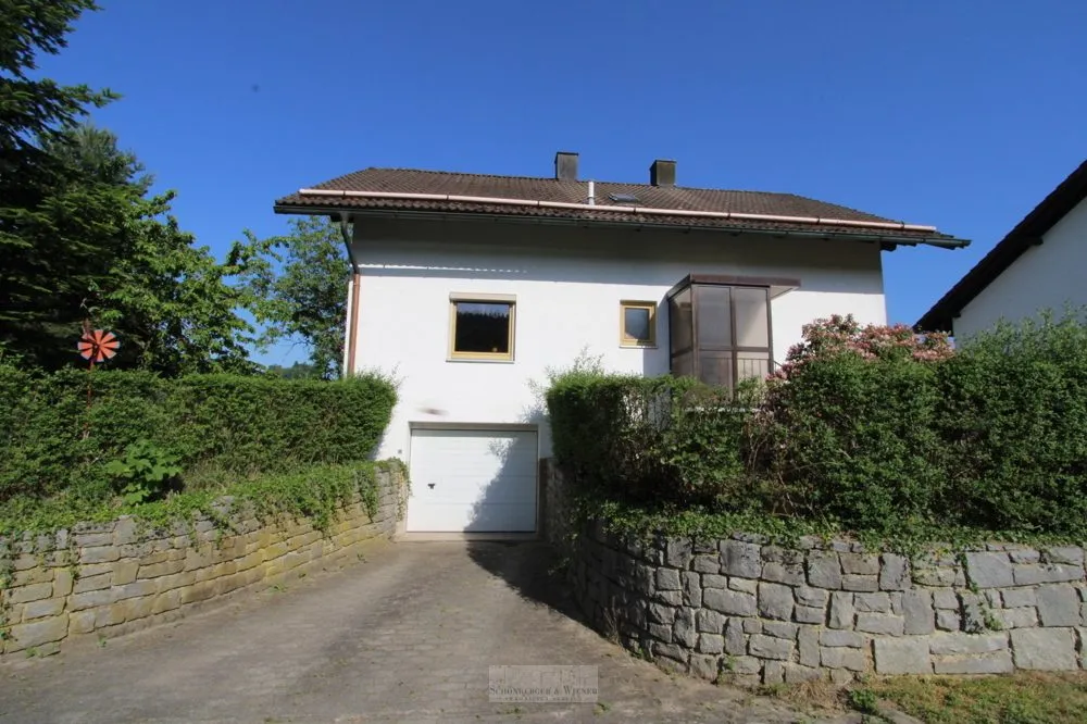 Immobilienangebot - Schwarzach - Alle - Idyllisch gelegenes Einfamilienhaus mit Potential!