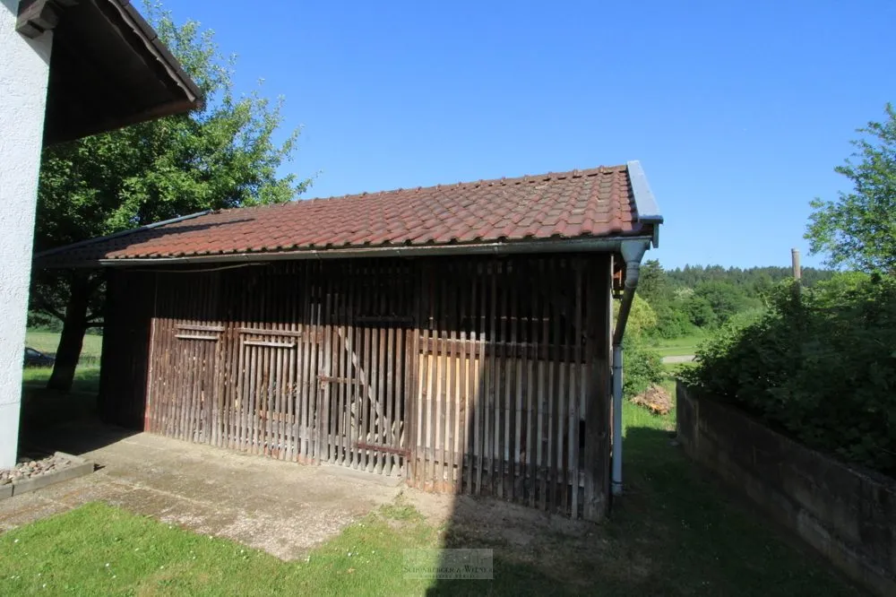 Immobilienangebot - Schwarzach - Alle - Idyllisch gelegenes Einfamilienhaus mit Potential!