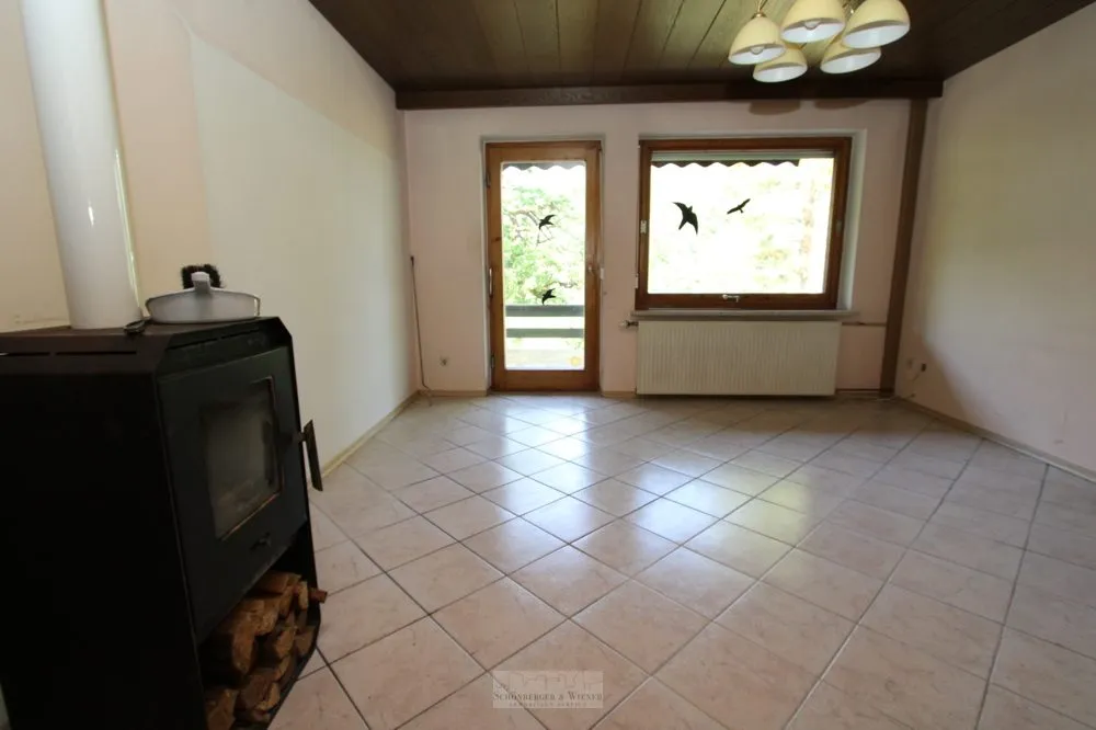 Immobilienangebot - Schwarzach - Alle - Idyllisch gelegenes Einfamilienhaus mit Potential!