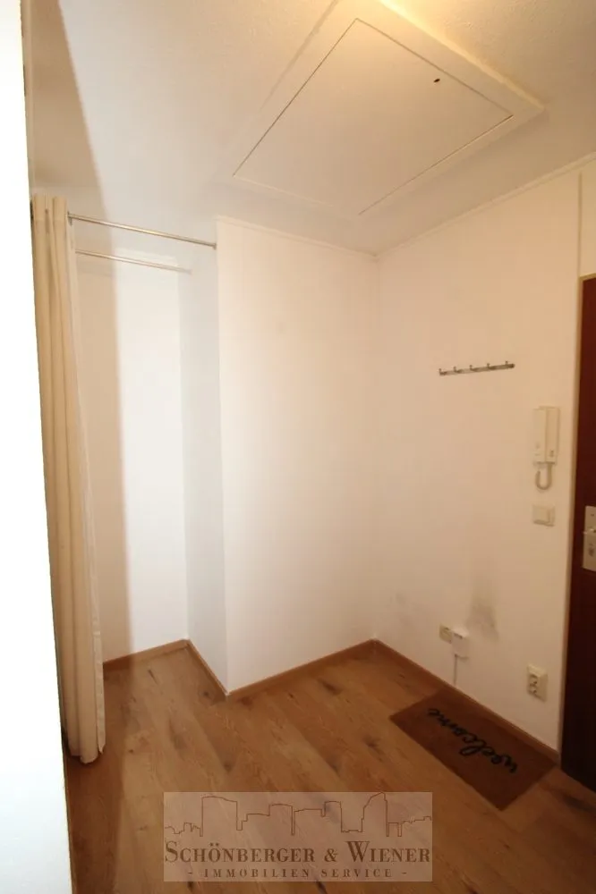 Immobilienangebot - Regensburg - Alle - Helle 1-Zimmer-Wohnung mit Südbalkon, Küche, Aufzug & Tiefgarage
