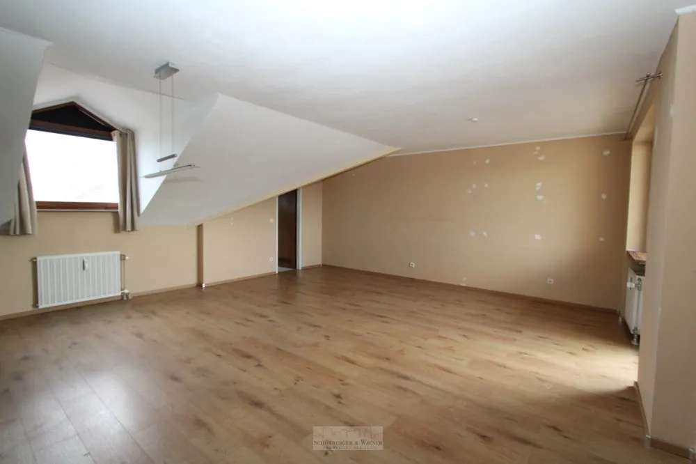 Immobilienangebot - Regensburg - Alle - Helle 1-Zimmer-Wohnung mit Südbalkon, Küche, Aufzug & Tiefgarage