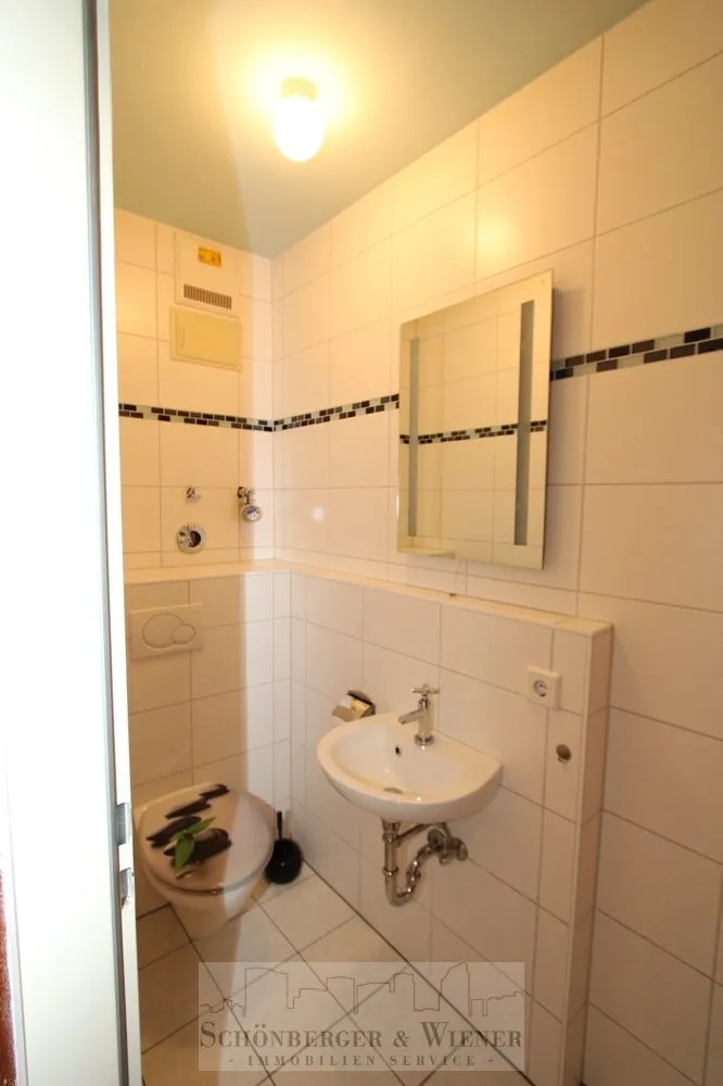 Immobilienangebot - Regensburg - Alle - Helle 1-Zimmer-Wohnung mit Südbalkon, Küche, Aufzug & Tiefgarage