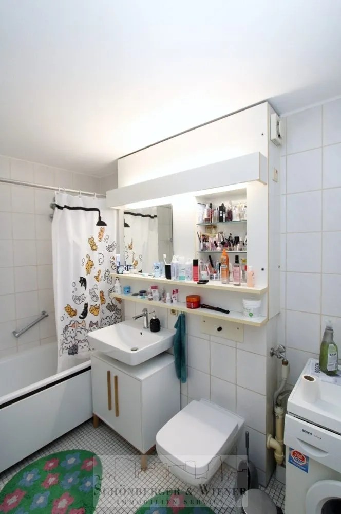 Immobilienangebot - Regensburg - Alle - Gepflegte 2 Zimmer-Wohnung mit großzügigem Balkon am östlichen Altstadtrand - frei ab 01.01.27