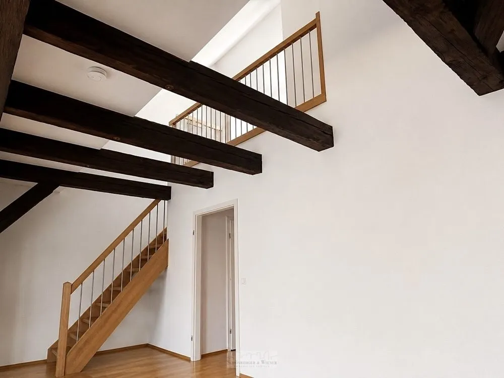 Immobilienangebot - Regensburg - Alle - Altstadt-Rarität: Maisonette mit Stellplatz im historischen Baudenkmal