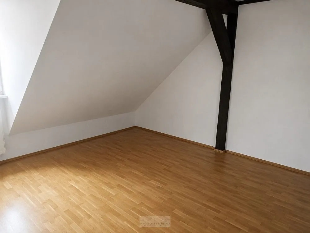 Immobilienangebot - Regensburg - Alle - Altstadt-Rarität: Maisonette mit Stellplatz im historischen Baudenkmal