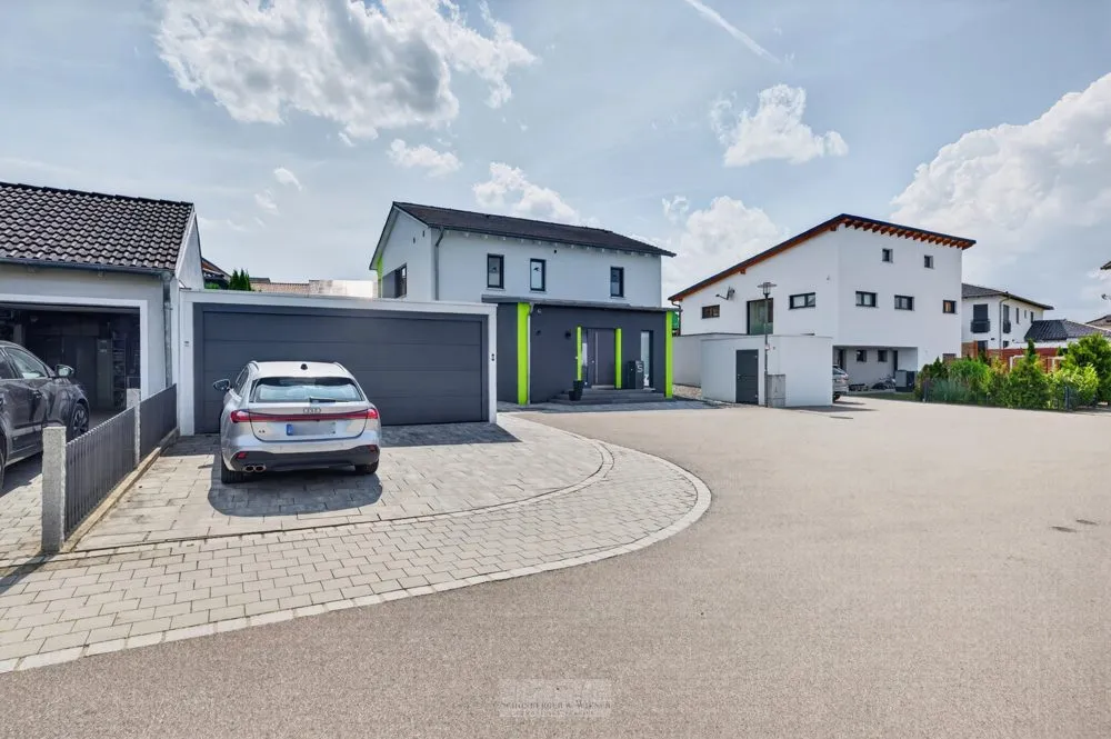 Immobilienangebot - Köfering - Alle - Modernes Refugium mit hochwertiger Ausstattung in Köfering
