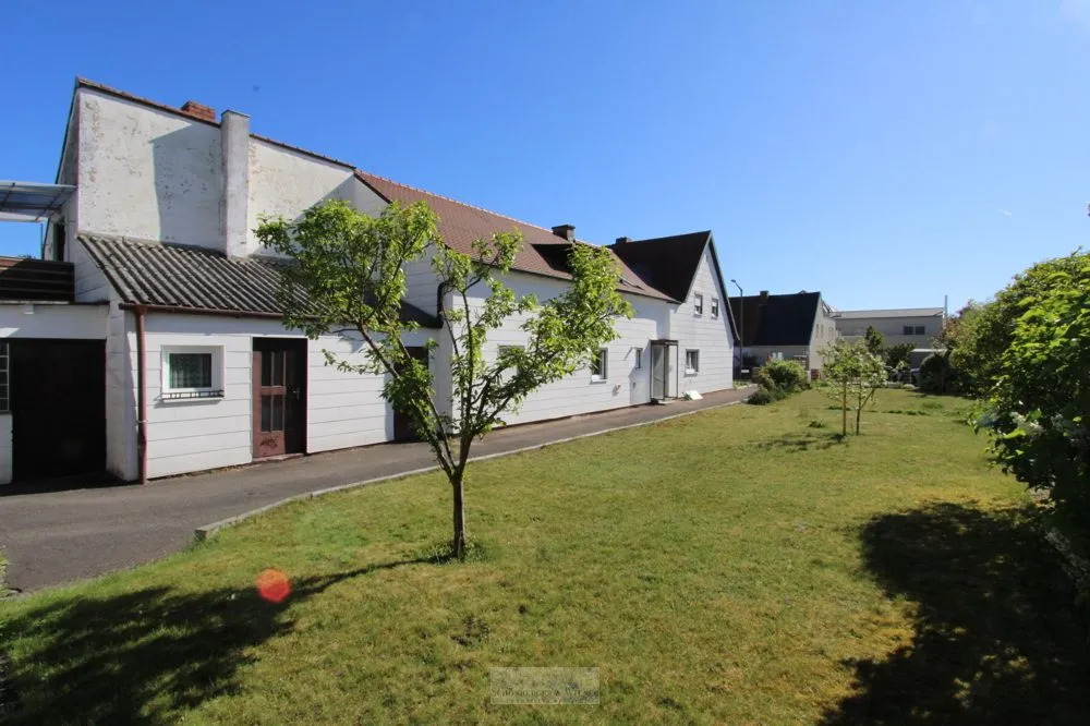 Immobilienangebot - Regensburg - Alle - Großzügiges Grundstück mit Altbestand in idyllischer, historischer Siedlung