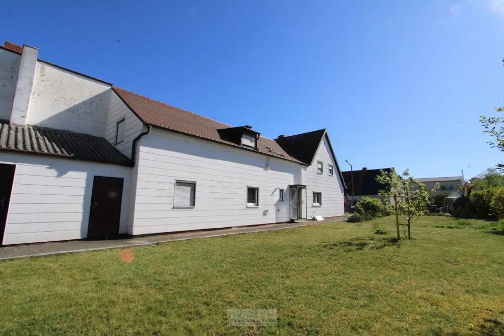 Immobilienangebot - Regensburg - Alle - Großzügiges Grundstück mit Altbestand in idyllischer, historischer Siedlung