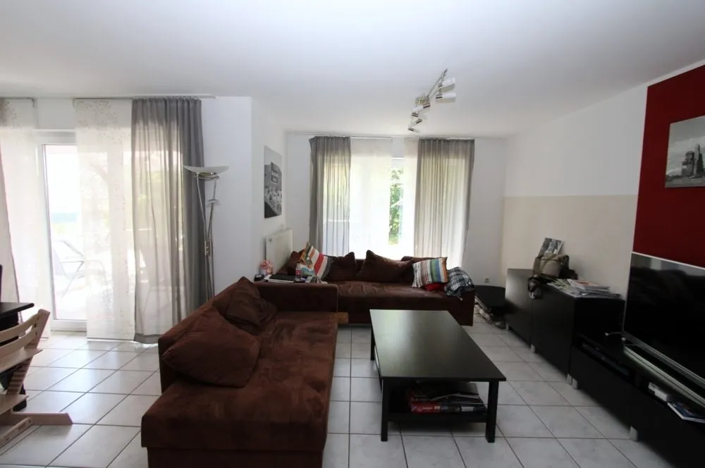 Immobilienangebot - Wenzenbach - Alle - Doppelhaushälfte mit 2 Terrassen und Balkon in ruhiger Lage in Wenzenbach