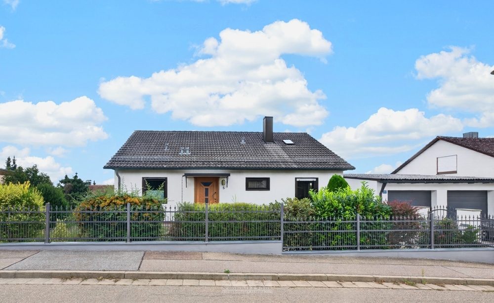 Immobilienangebot - Sinzing / Eilsbrunn - Alle - Ein Zuhause, viele Möglichkeiten – Einziehen, Vermieten, Entwickeln